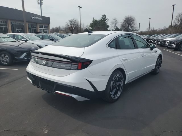 New 2026 Hyundai Sonata SEL FWD image 4