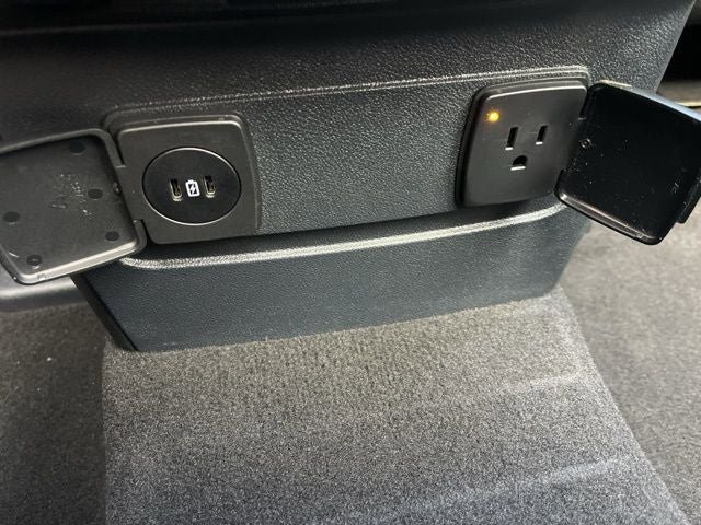 Certified 2025 Lincoln Aviator AWD image 16