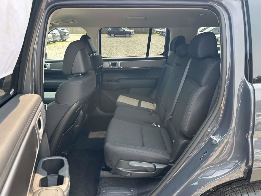 New 2026 Hyundai Santa Fe SE AWD/4WD image 12