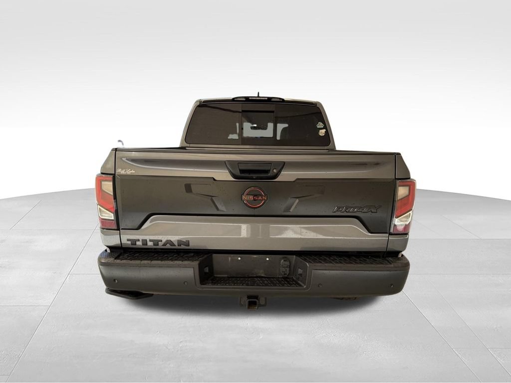 Used 2024 Nissan Titan PRO-4X w/ Pro-4x Convenience Package AWD/4WD image 10
