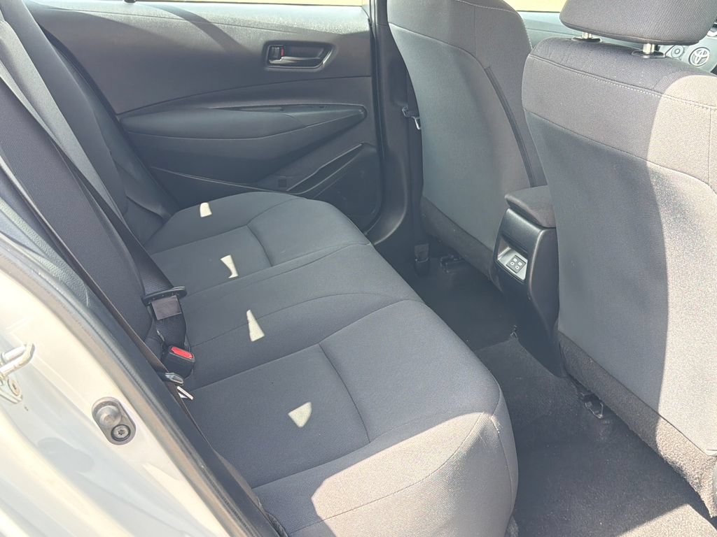 Used 2023 Toyota Corolla LE FWD image 11