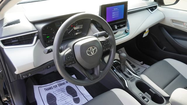 Used 2023 Toyota Corolla LE image 18