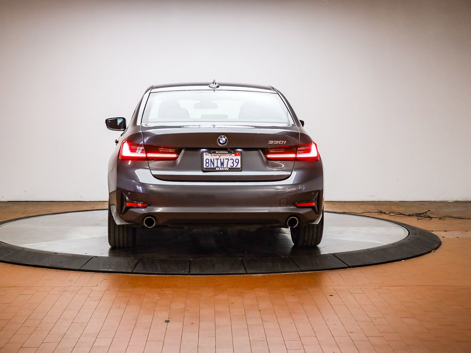 Used 2020 BMW 330i Sedan w/ Convenience Package image 3