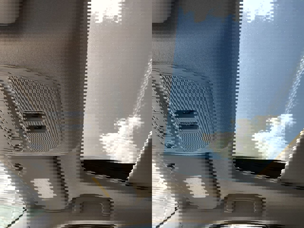 New 2026 Nissan Kicks SV w/ SV Premium Package image 31