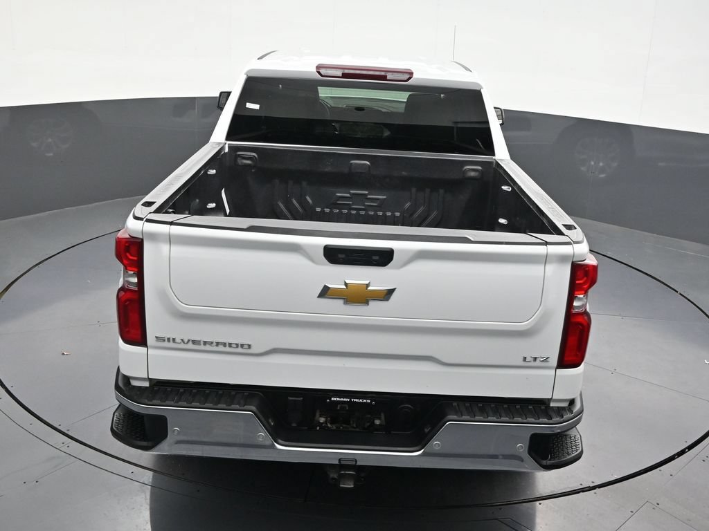Used 2025 Chevrolet Silverado 1500 LTZ RWD image 19