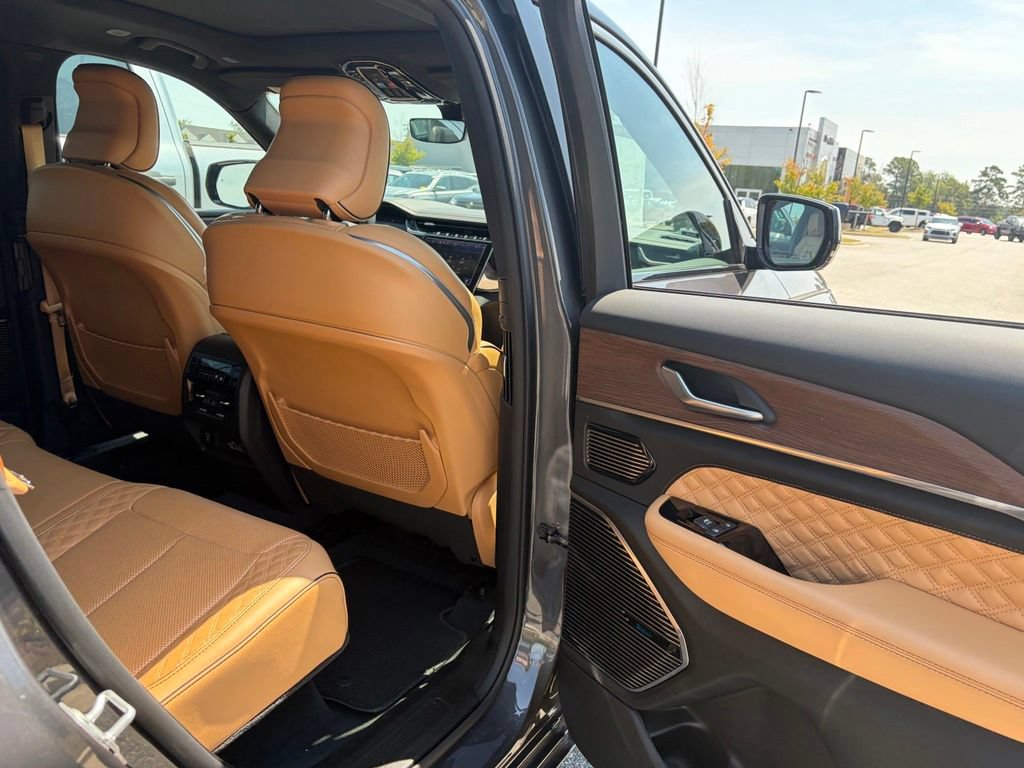 Used 2022 Jeep Grand Cherokee Summit AWD/4WD image 44