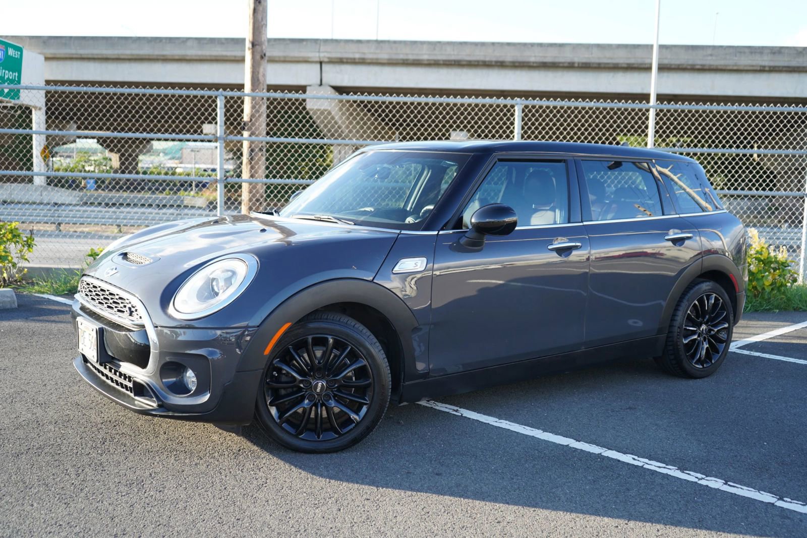 Used 2017 MINI Cooper Clubman S image 3