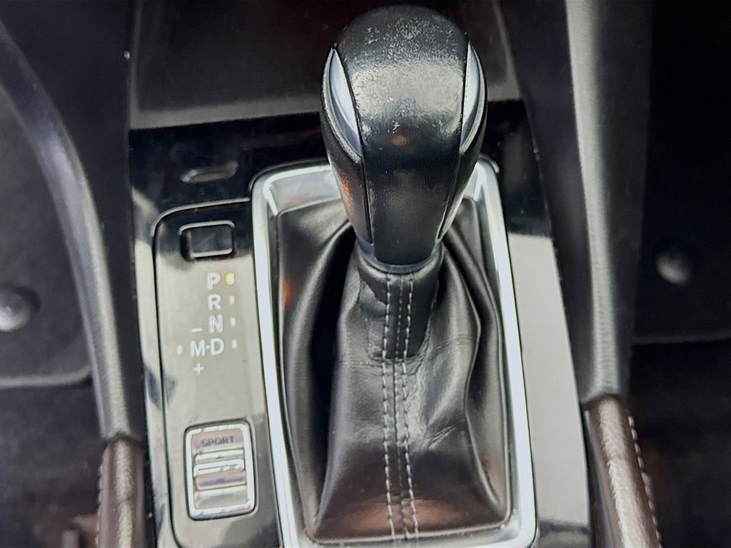 Used 2018 MAZDA MAZDA3 Touring image 21