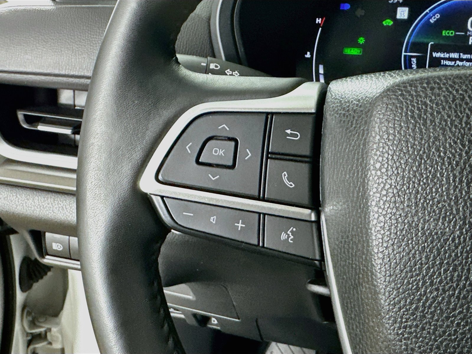 Used 2024 Toyota Grand Highlander AWD Hybrid image 18