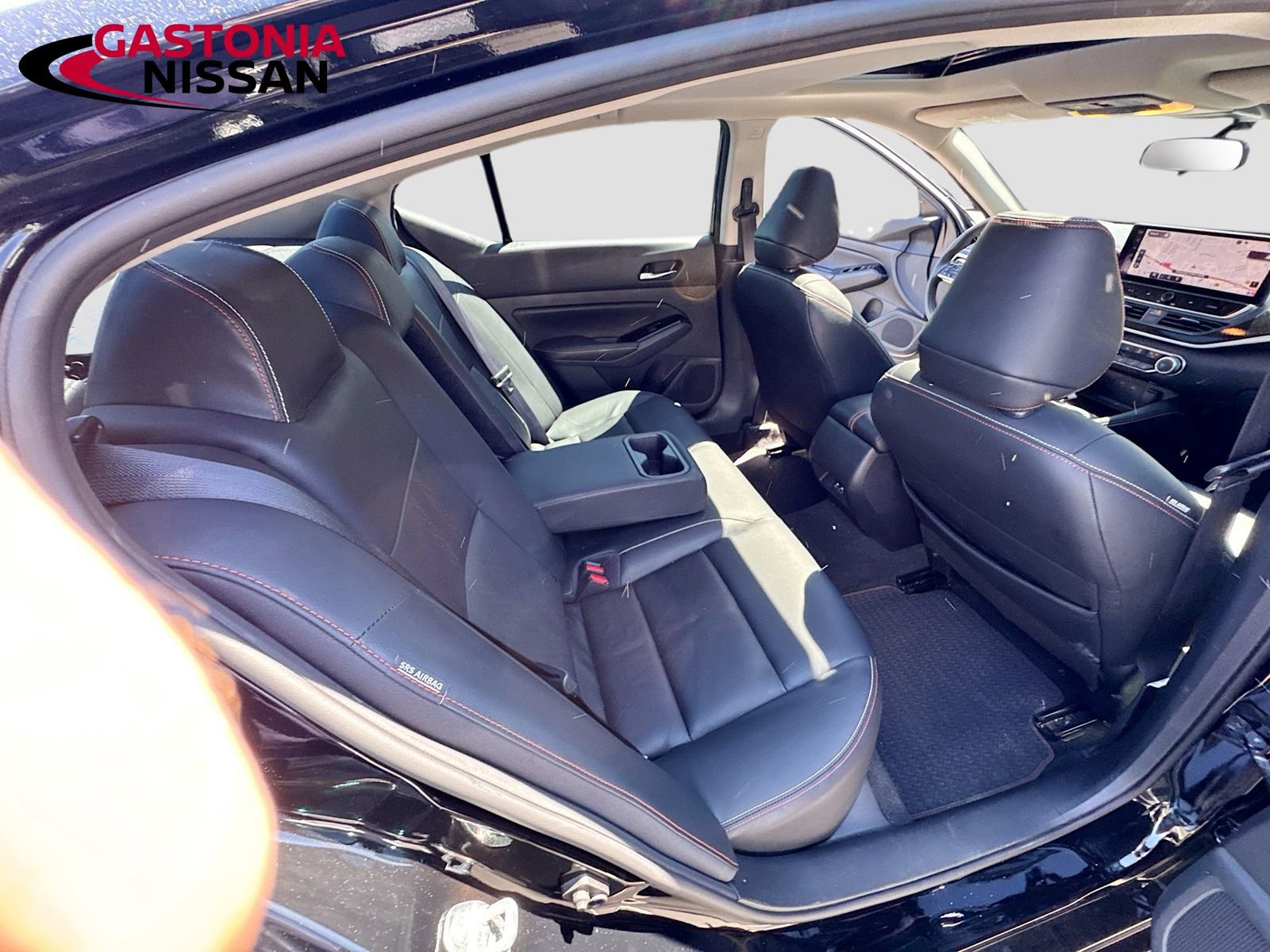 Used 2024 Nissan Altima 2.5 SR w/ SR Premium Package FWD image 31