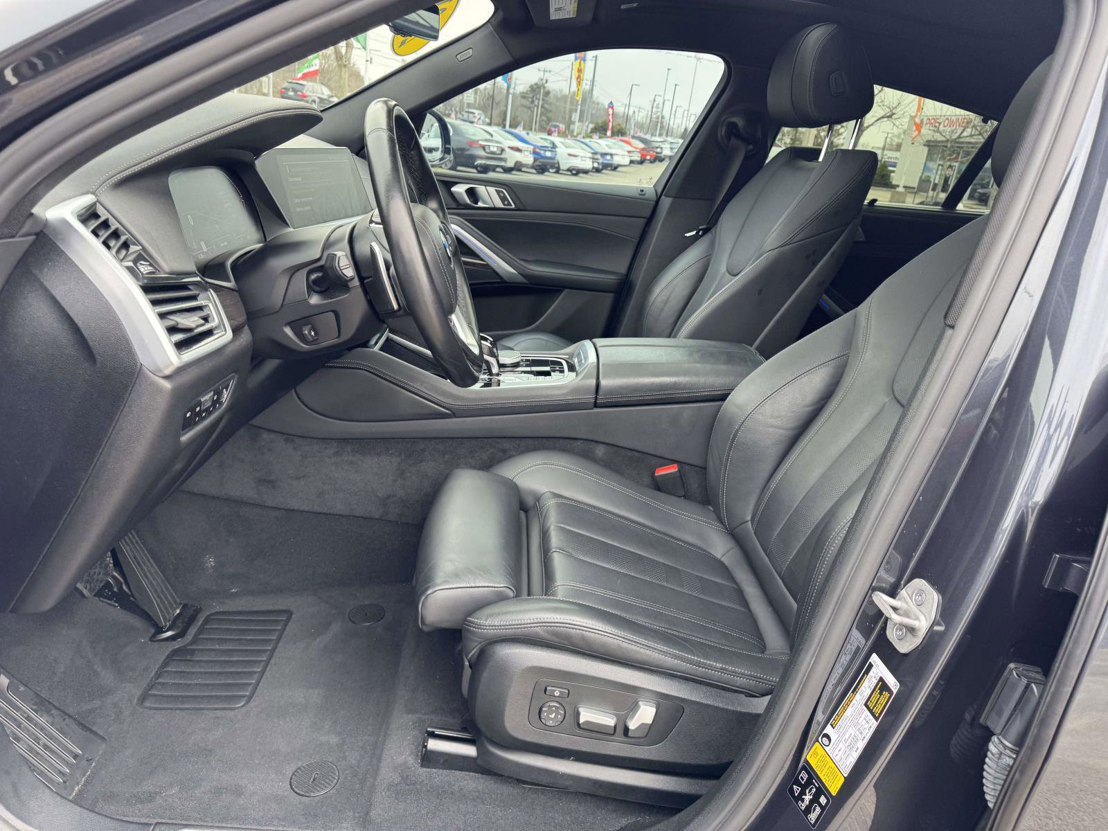 Used 2021 BMW X6 xDrive40i w/ Premium Package 3 image 9