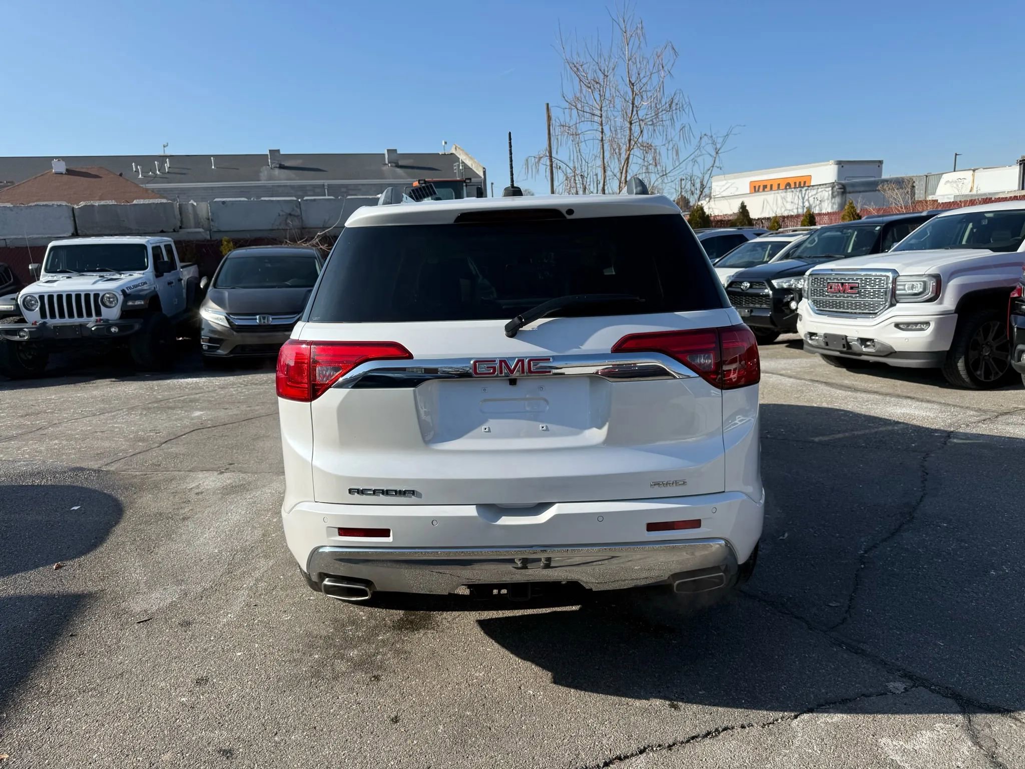 Used 2019 GMC Acadia Denali w/ Technology Package image 6
