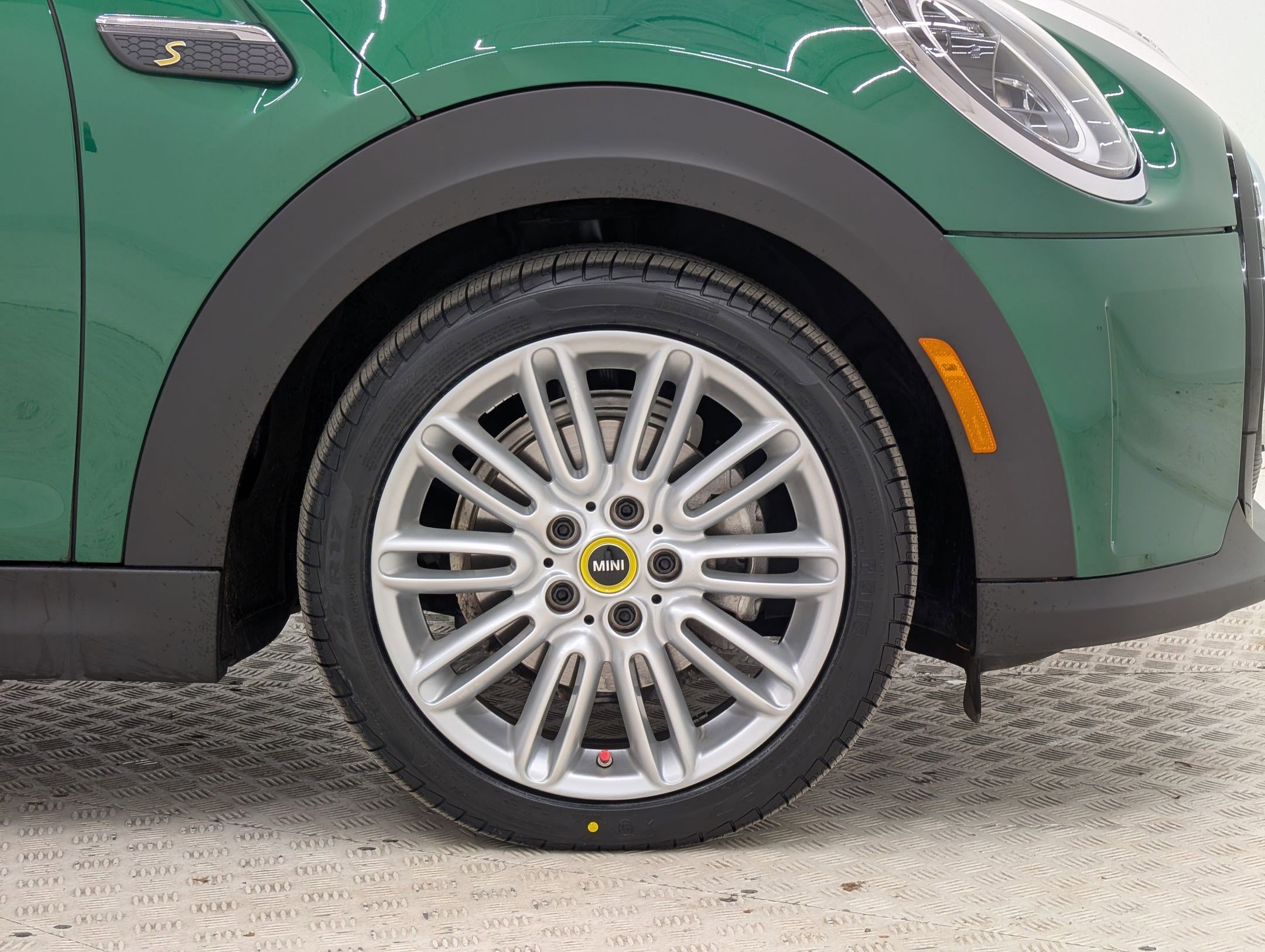 Used 2024 MINI Cooper SE image 12