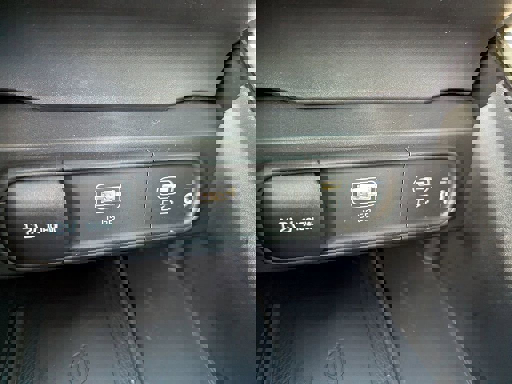 Certified 2023 Kia Telluride EX w/ EX Captain's Chair Package image 24