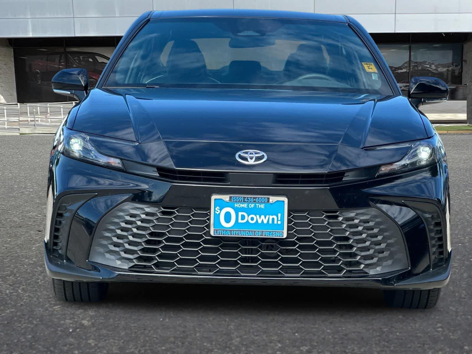 Used 2026 Toyota Camry SE FWD image 11