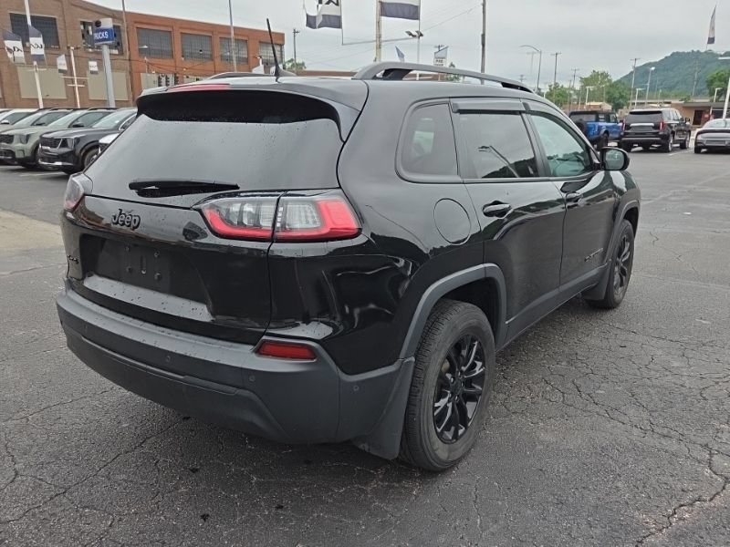 Used 2023 Jeep Cherokee Altitude Lux AWD/4WD image 7
