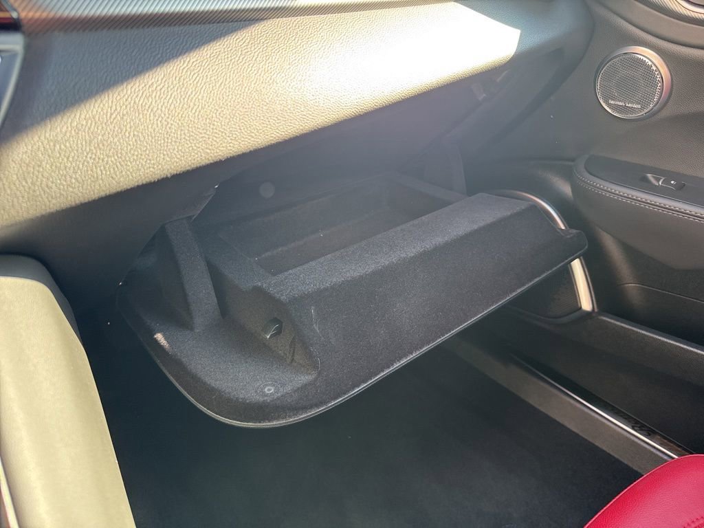 Used 2023 Alfa Romeo Giulia Veloce image 43