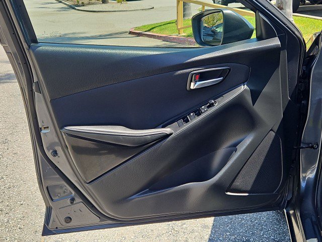 Used 2018 Toyota Yaris iA FWD image 21