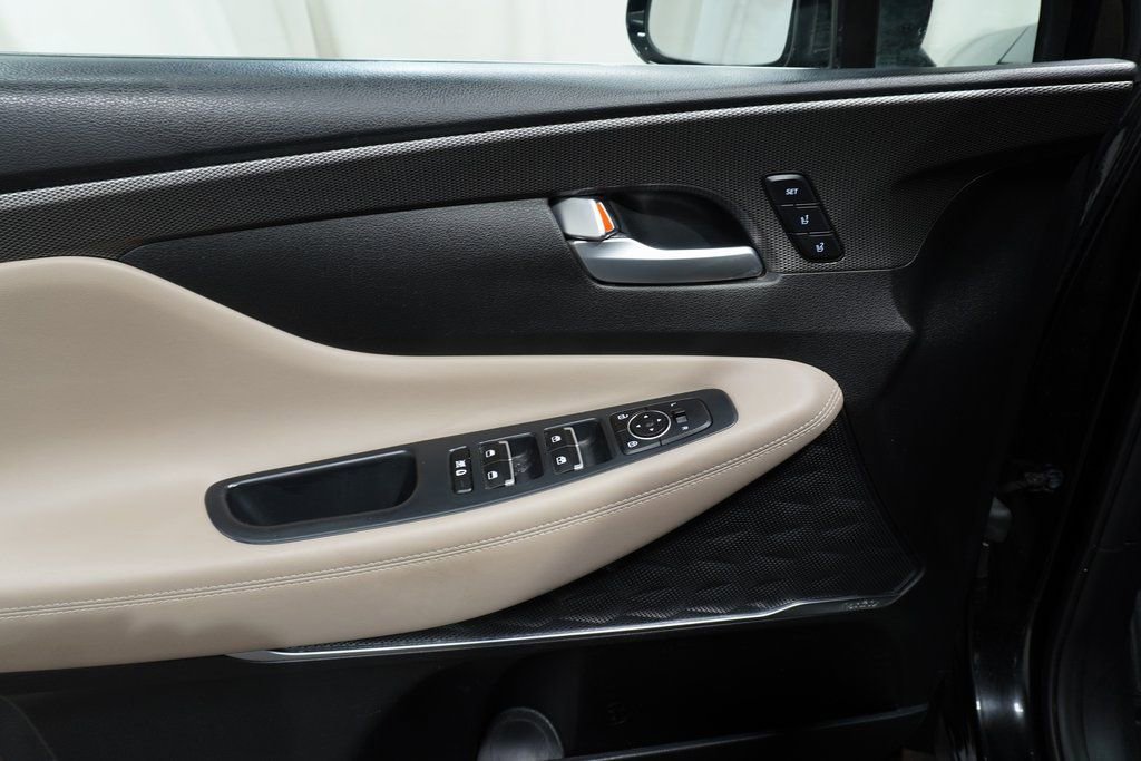 Used 2020 Hyundai Santa Fe Limited image 27