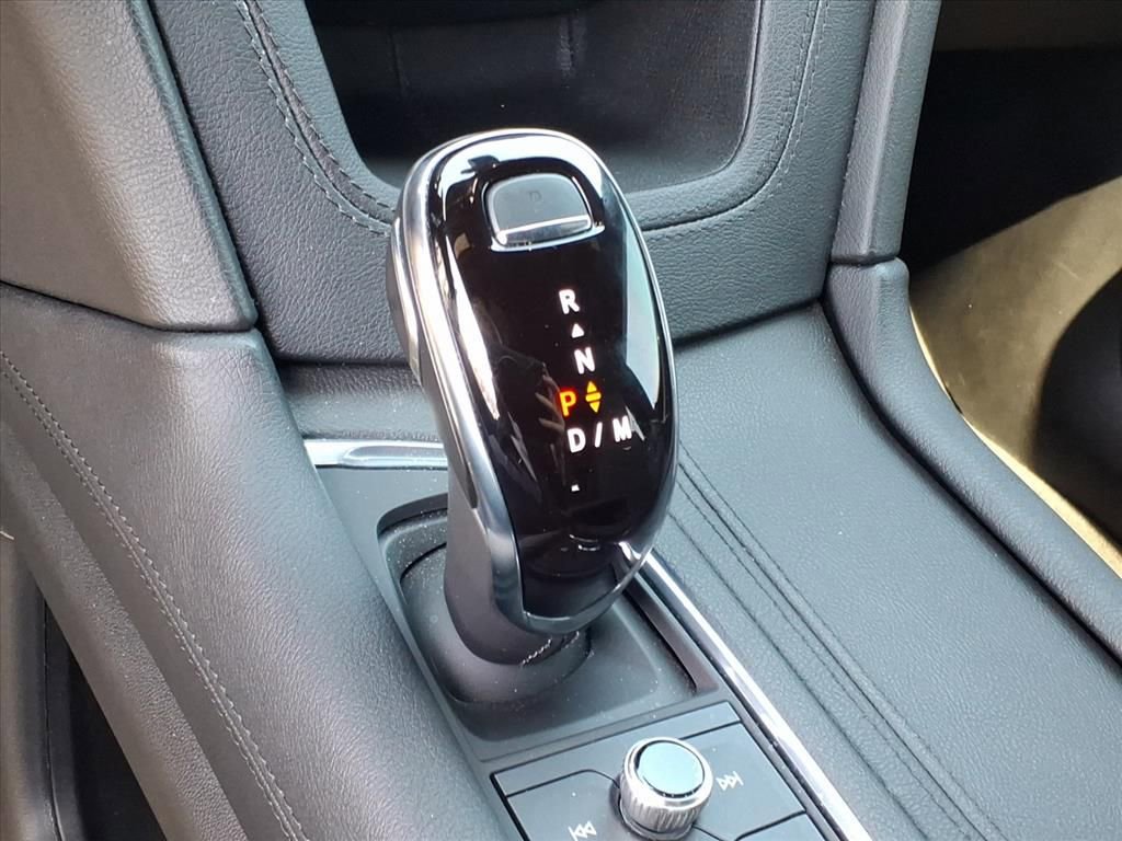 Used 2021 Cadillac XT5 Premium Luxury image 16