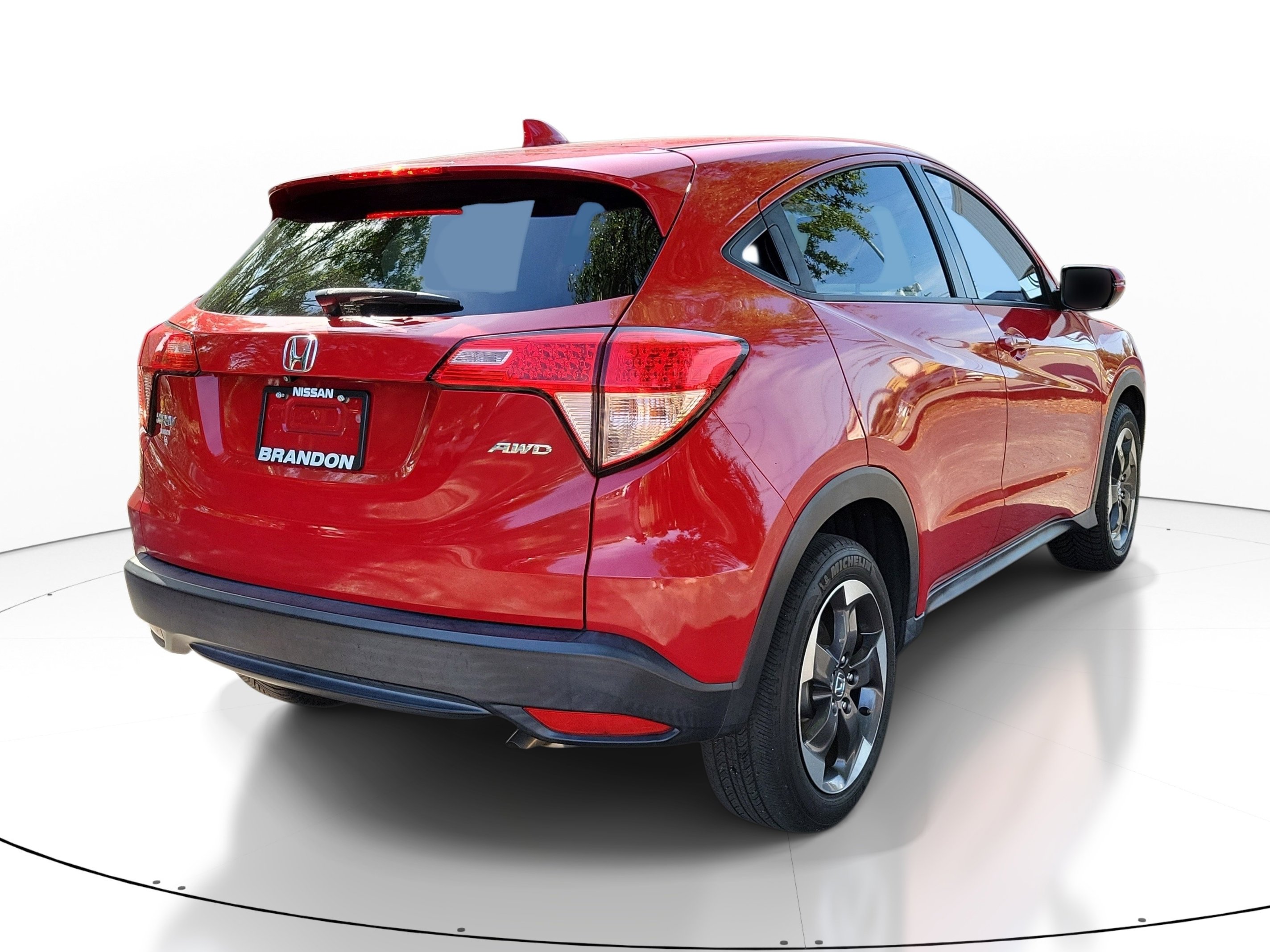 Used 2018 Honda HR-V EX image 7