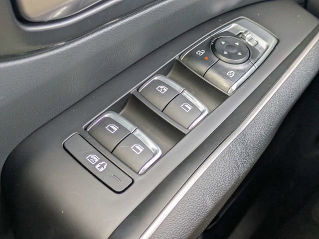 New 2025 Kia Sorento S FWD image 26