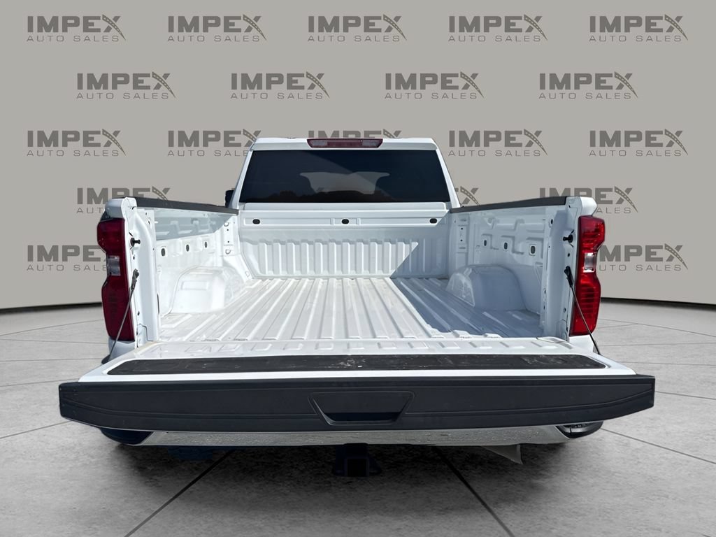 Used 2024 Chevrolet Silverado 2500 LT AWD/4WD image 6