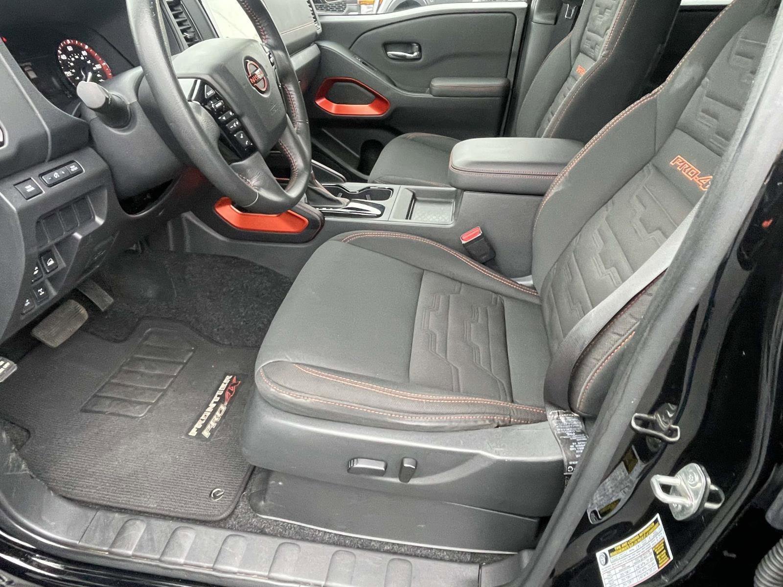 Used 2024 Nissan Frontier PRO-4X image 7