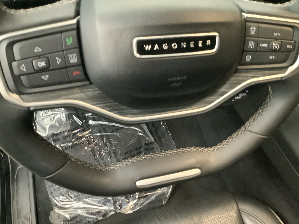 Used 2024 Jeep Wagoneer Series II AWD/4WD image 15