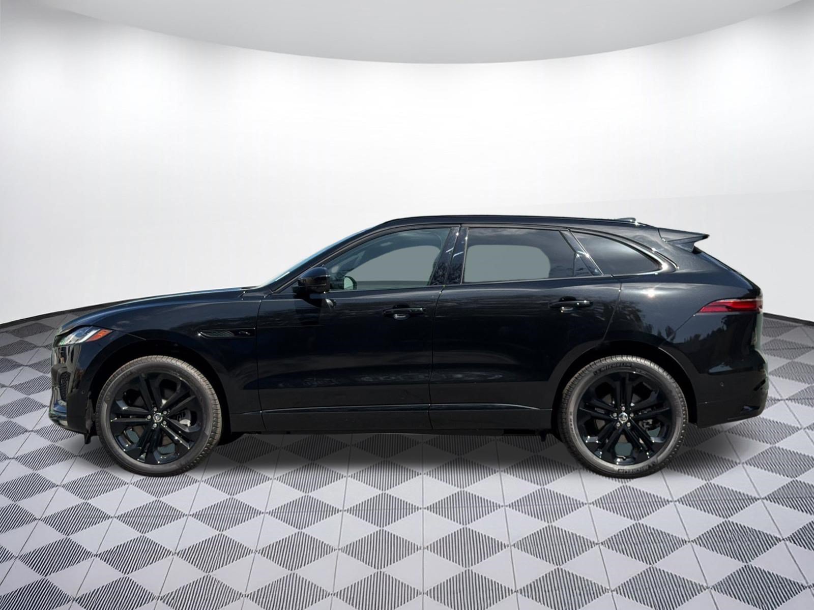 New 2026 Jaguar F-PACE R-Dynamic S AWD/4WD image 2