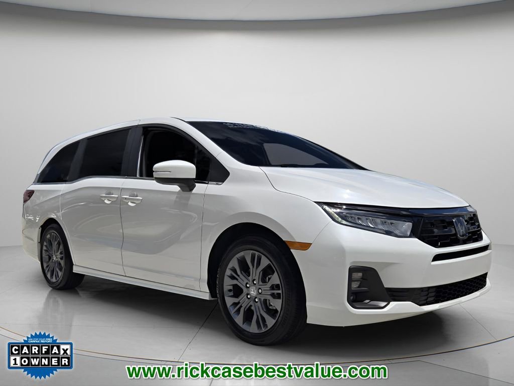 Used 2025 Honda Odyssey Touring image 9