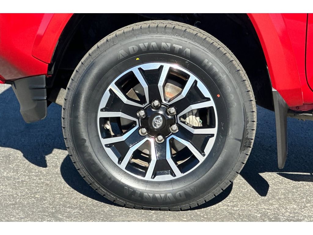 Certified 2020 Toyota Tacoma image 30