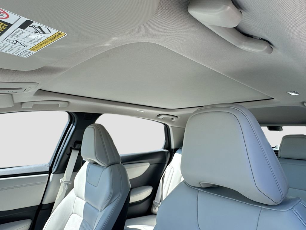 Used 2023 Nissan Ariya FWD image 28