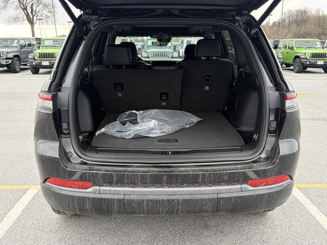 New 2026 Jeep Grand Cherokee Limited w/ Limited Altitude Package image 6
