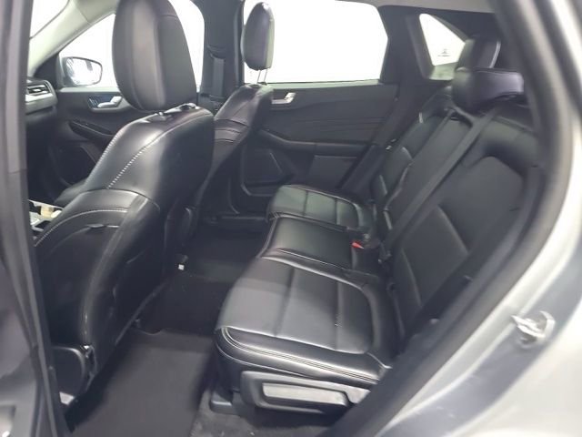 Used 2024 Ford Escape Platinum AWD/4WD image 11