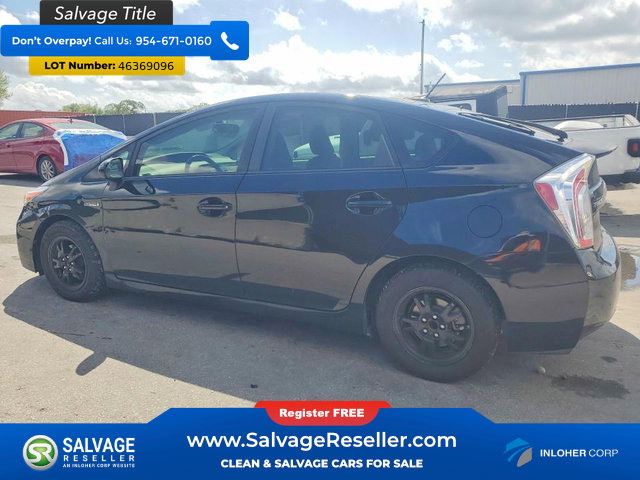 Used 2015 Toyota Prius Three FWD image 3