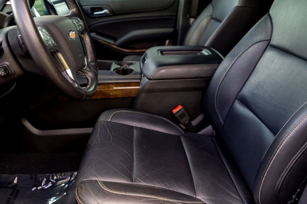 Used 2018 Chevrolet Tahoe LT w/ Luxury Package RWD image 11