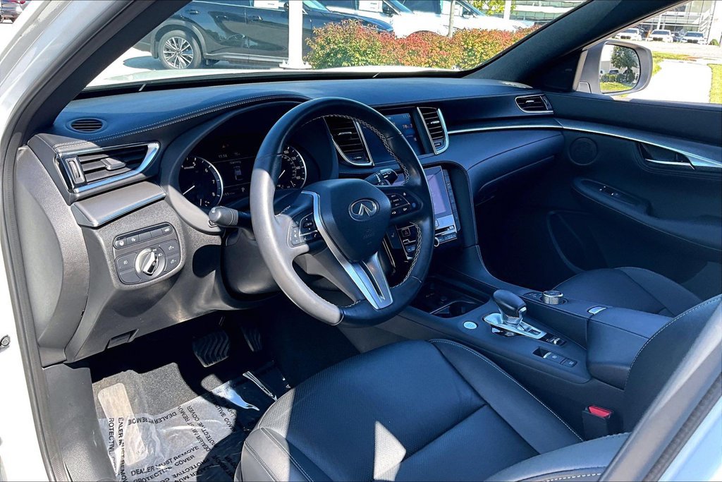 Certified 2023 INFINITI QX55 Luxe w/ Cargo Package AWD/4WD image 16