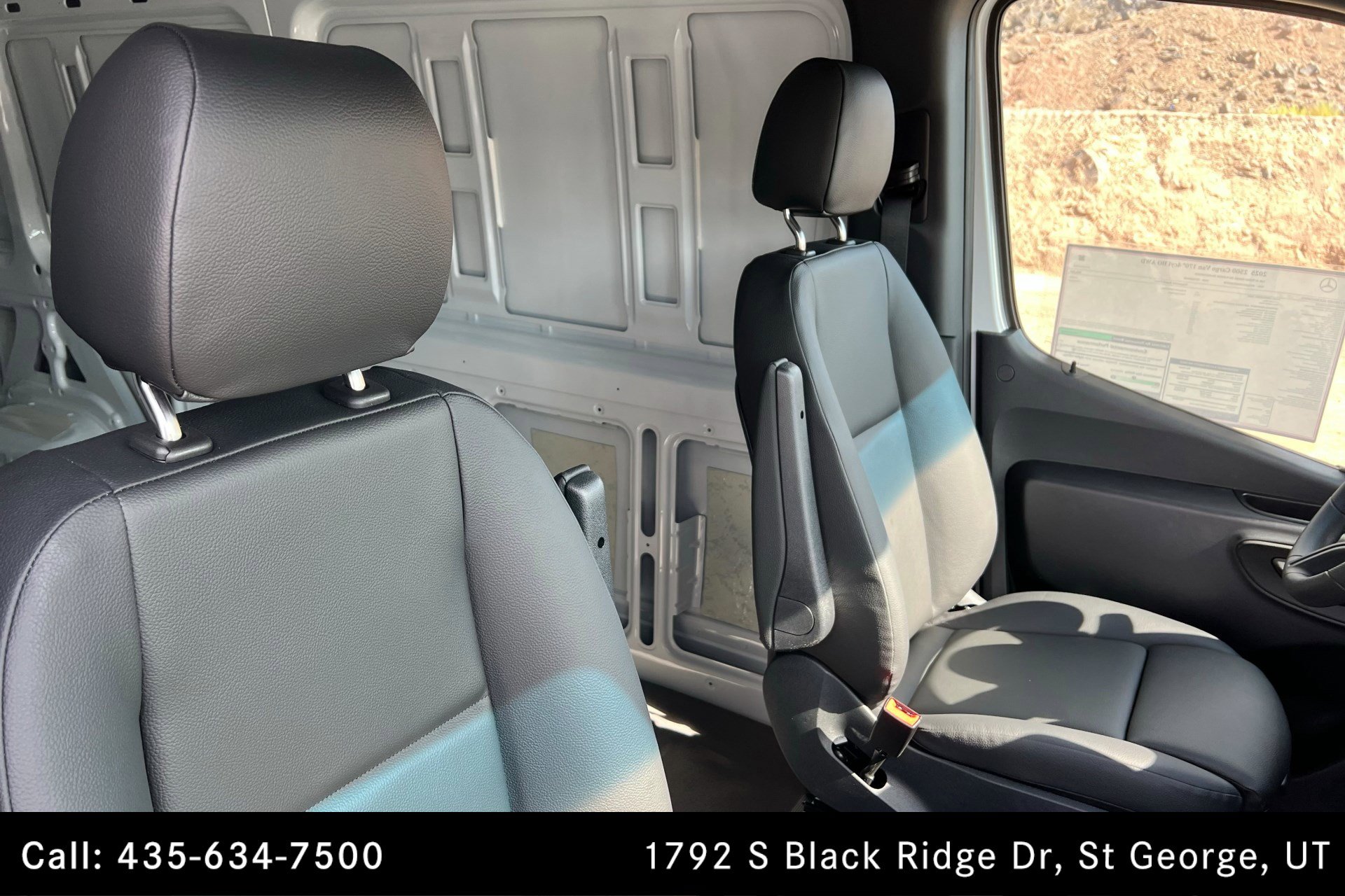 Used 2025 Mercedes-Benz Sprinter 2500 image 23