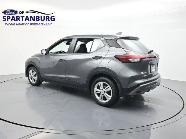Used 2025 Nissan Kicks Play S FWD image 5