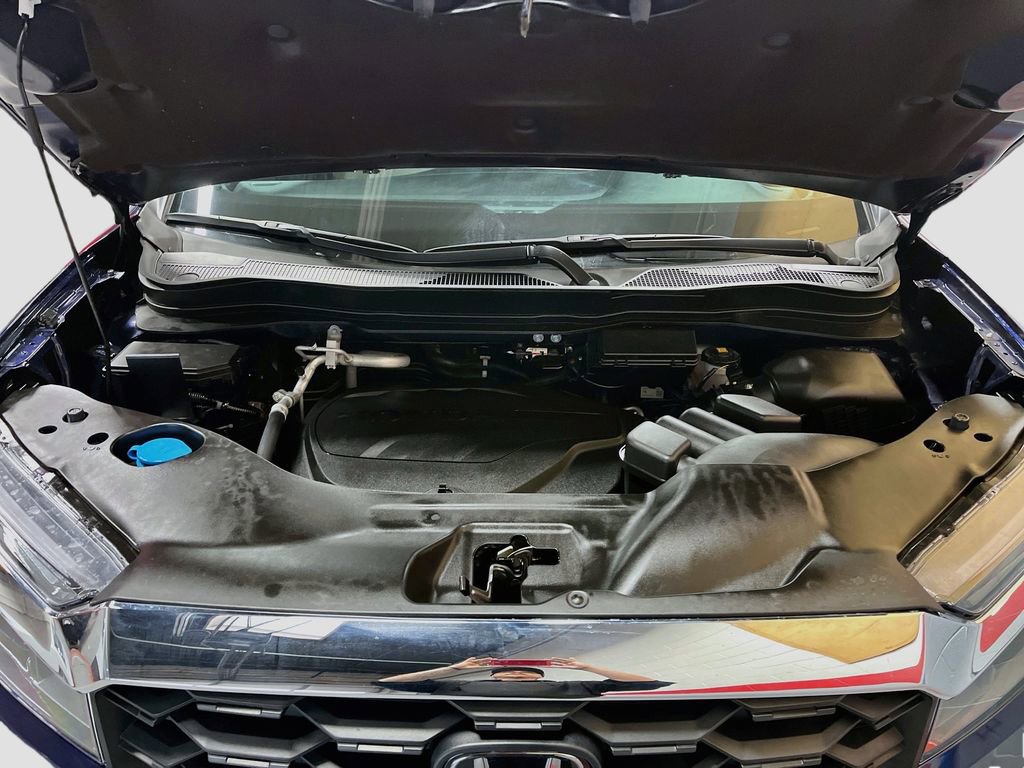 Used 2025 Honda Passport EX-L image 31