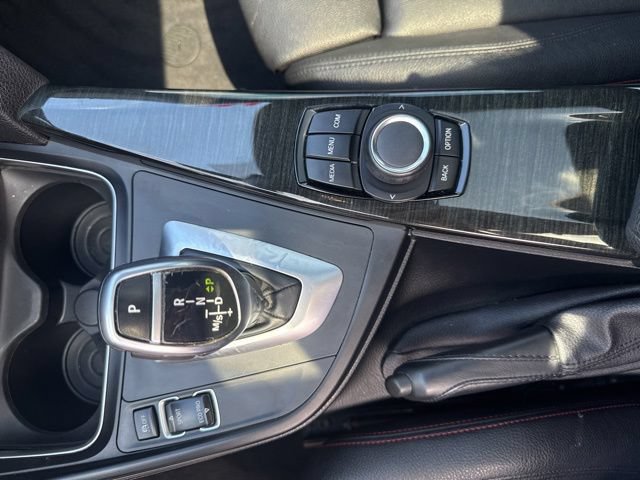 Used 2018 BMW 330i xDrive Sedan w/ Convenience Package AWD/4WD image 19