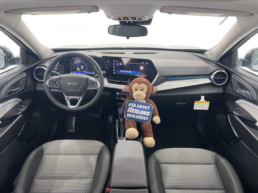 New 2026 Chevrolet Trax LT image 18