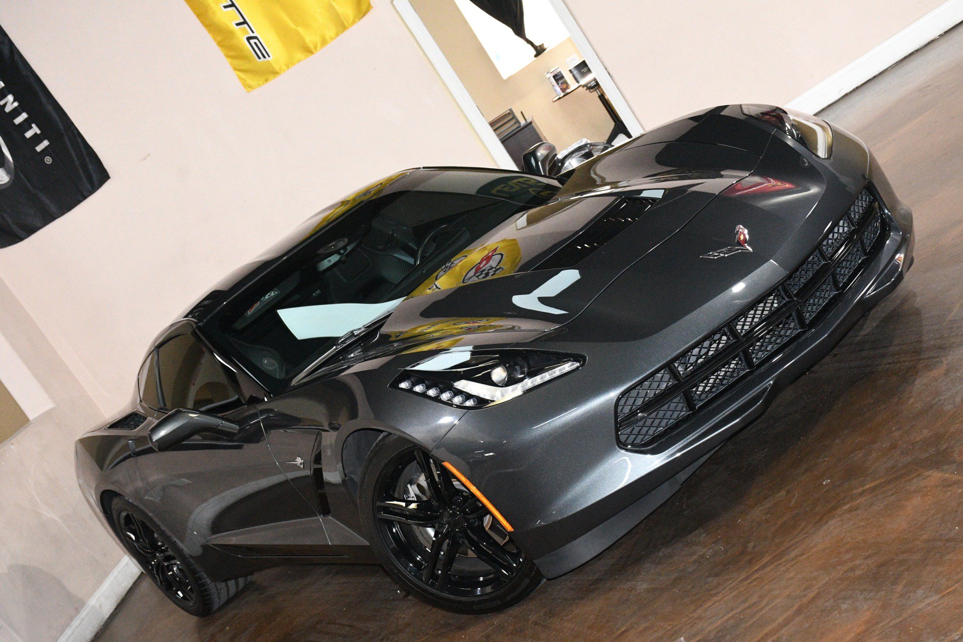 Used 2017 Chevrolet Corvette Stingray Coupe w/ 1LT RWD image 77