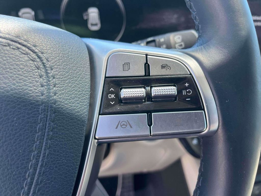 Used 2024 Kia Telluride SX w/ Towing Package AWD/4WD image 21