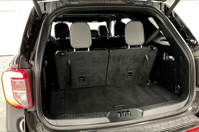 Used 2023 Ford Explorer ST-Line w/ Class IV Trailer Tow Package image 43