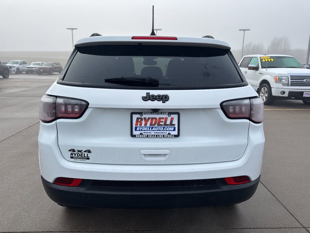 New 2026 Jeep Compass Latitude AWD/4WD image 31