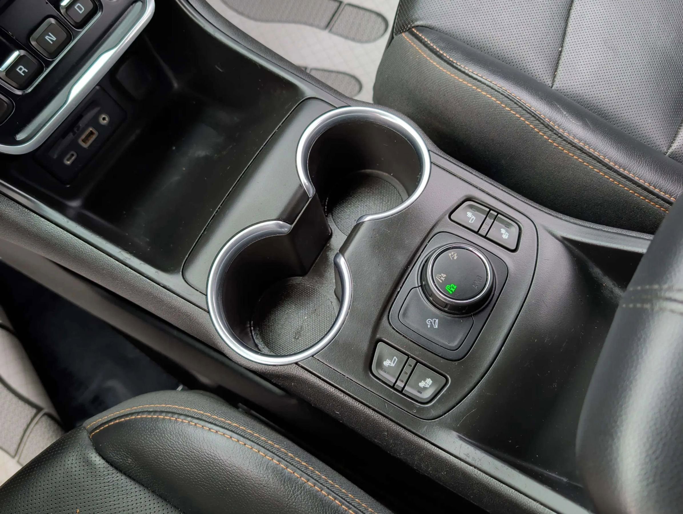 Used 2019 GMC Terrain SLT image 32