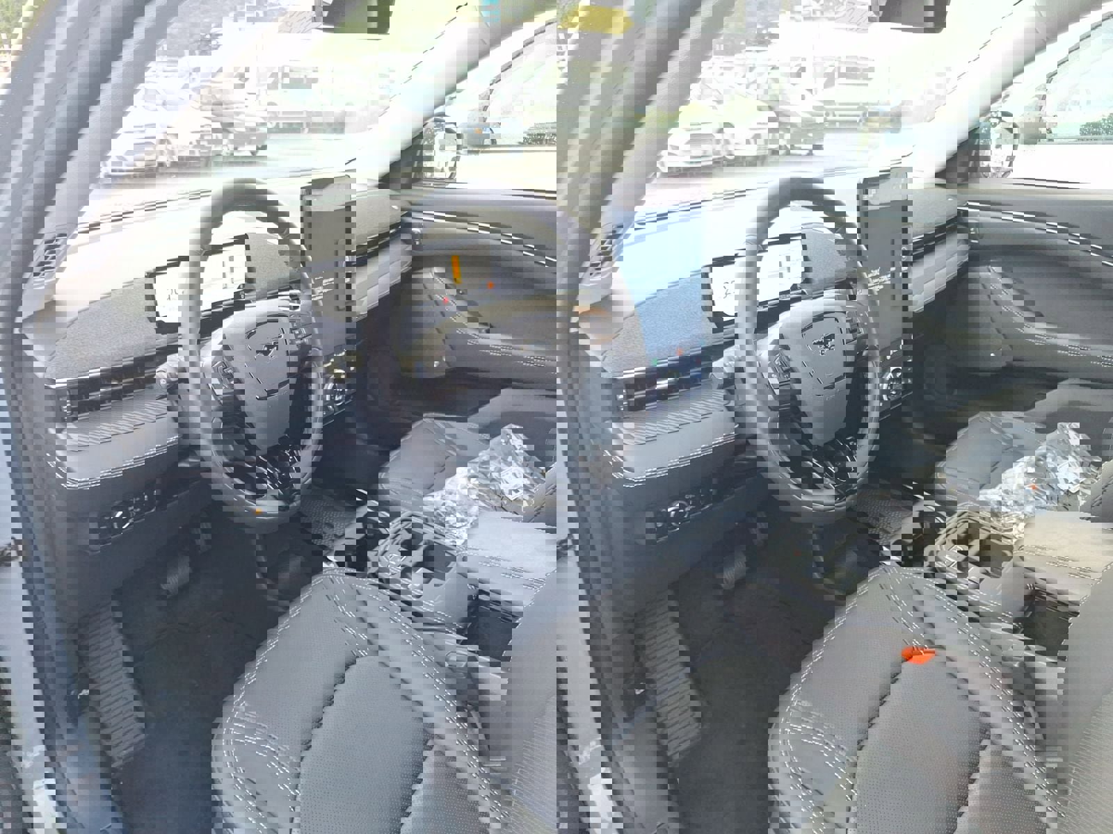 Used 2025 Ford Mustang Mach-E Premium RWD image 8