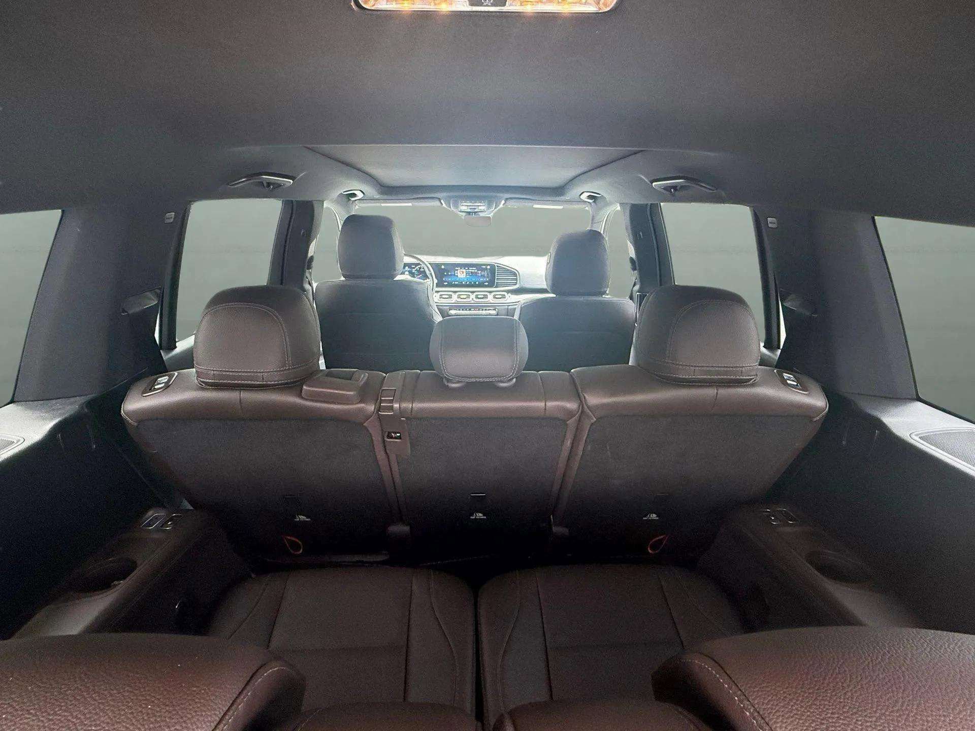 Used 2023 Mercedes-Benz GLS 450 4MATIC image 17